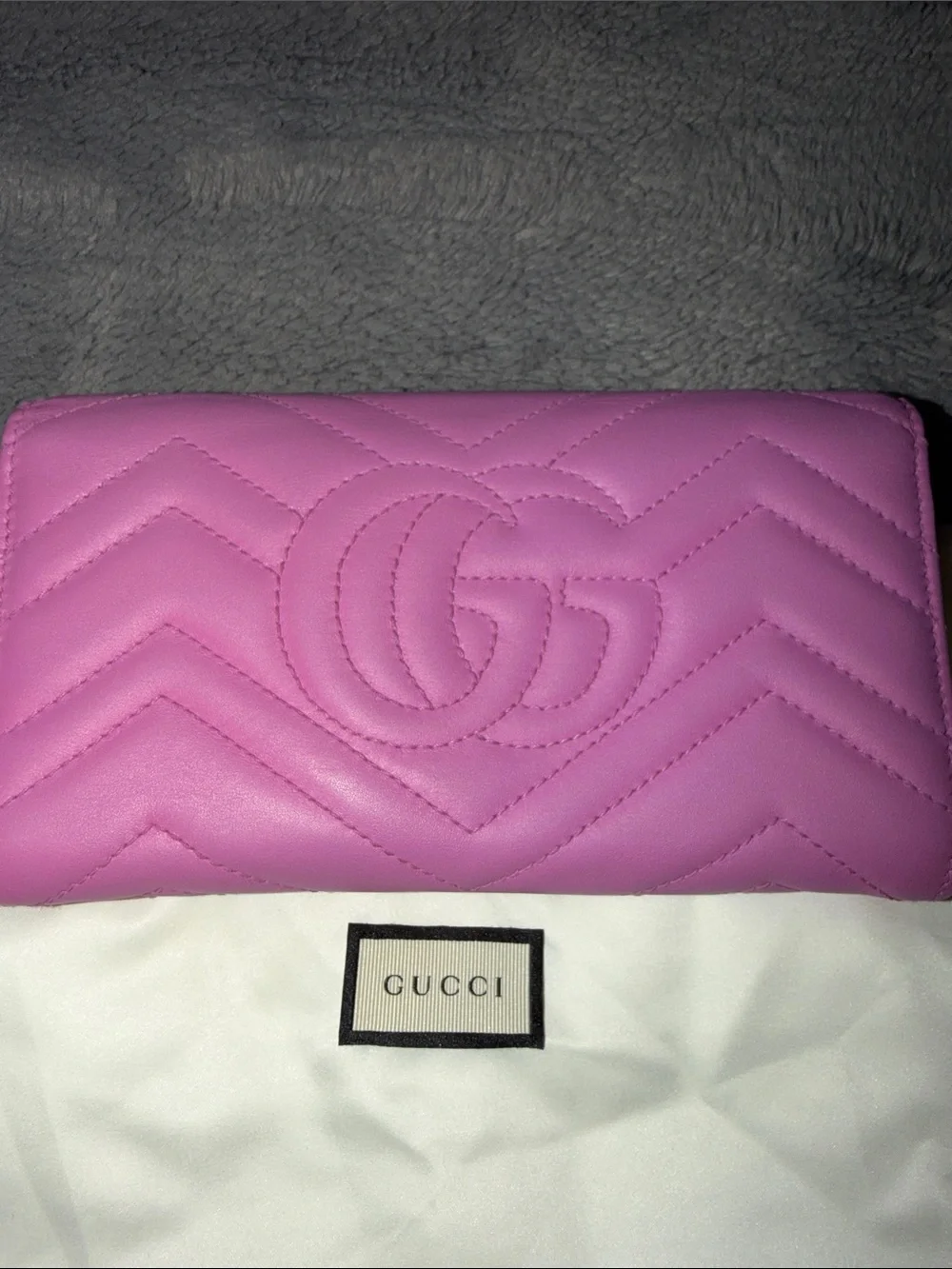 Gucci continental wallet